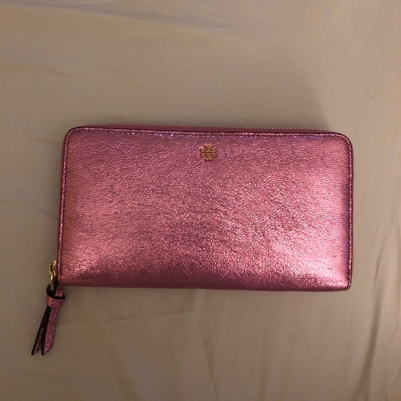 Tory Burch Handbags - tory burch wallet